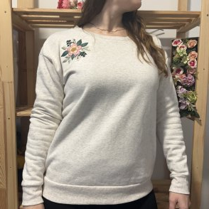 Vyšívaná mikina #004 – béžová - první obrázek z galerie